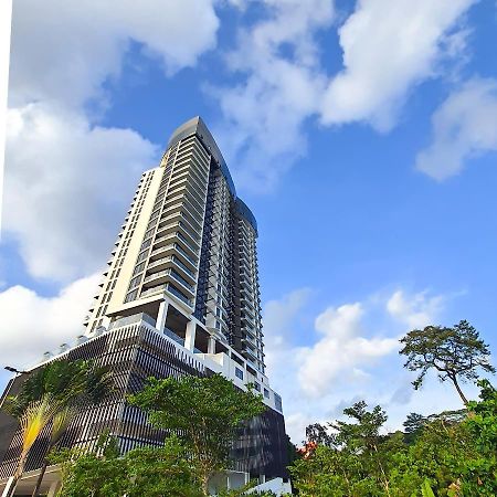 Ramada Suites By Wyndham The Straits Johor Bahru Bagian luar foto